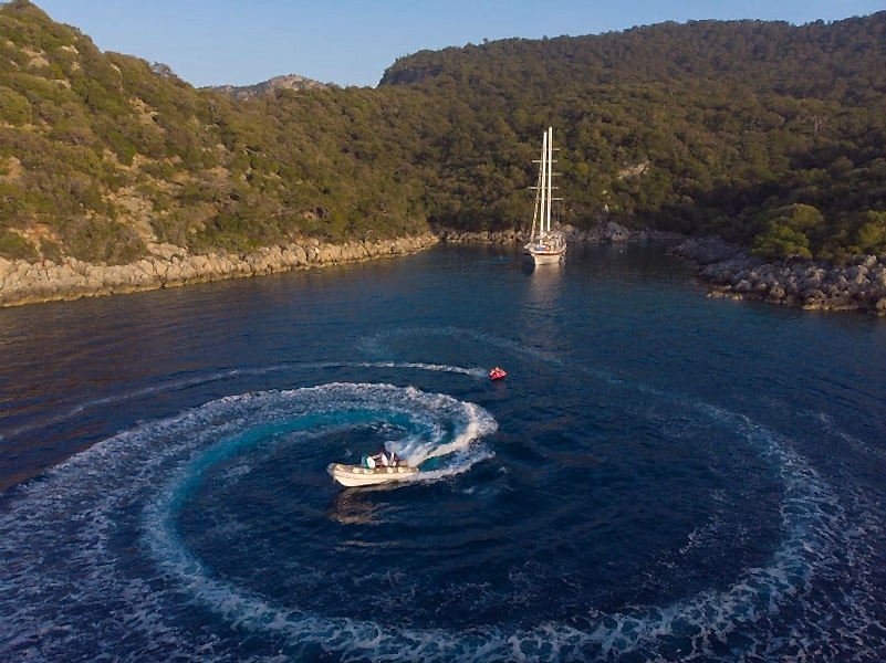 8 Cabins Gulet Cruise in May October Packages