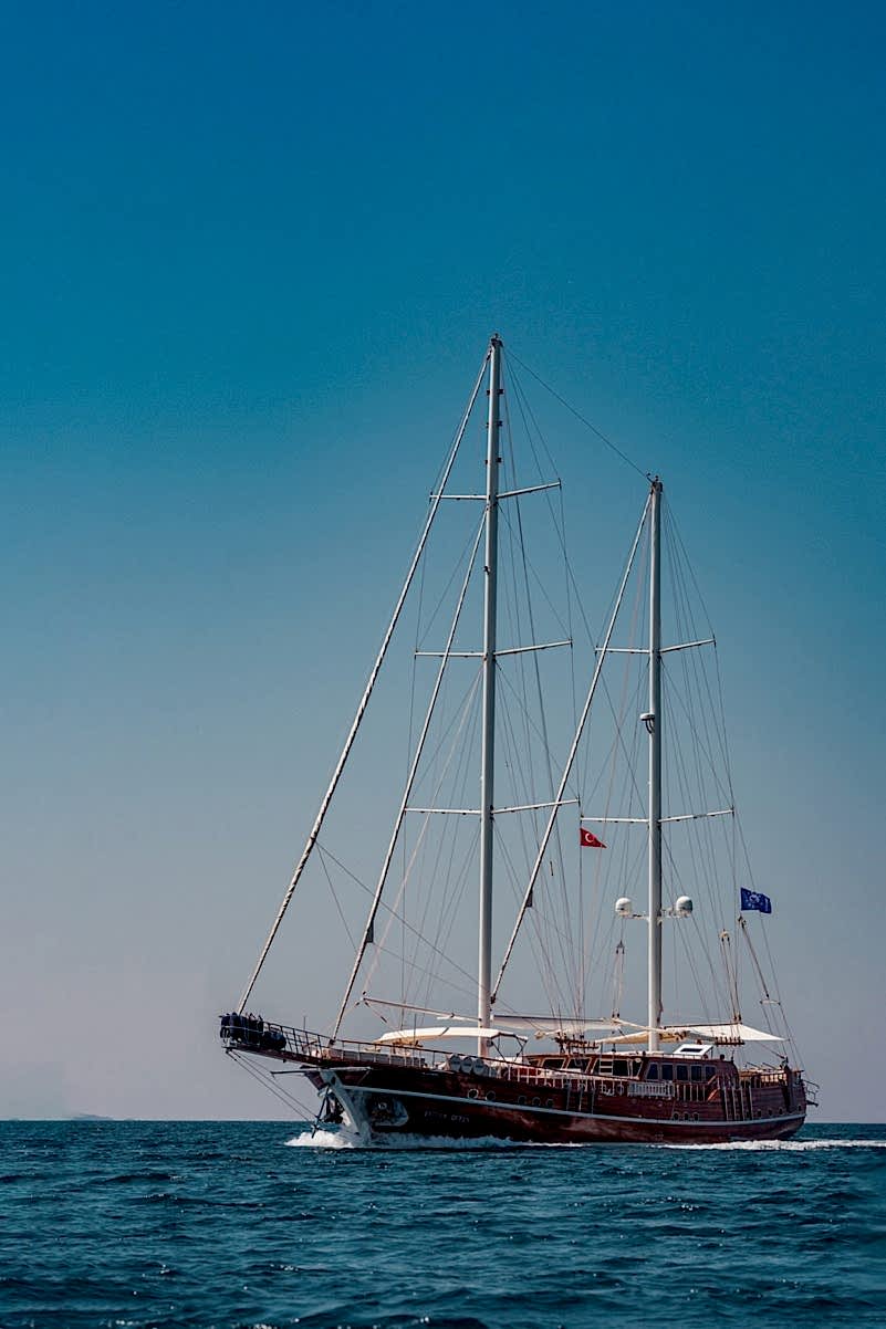 yacht lycian queen
